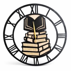 Zegarek ścienny dla Dom Kultury i Biblioteka w Chąśnie.